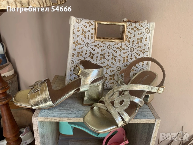 Дамски сандали