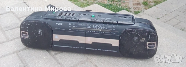 Продавам ретро стерео радиокасетофон Sanyo с двукасетен дек., снимка 3 - Радиокасетофони, транзистори - 54564031