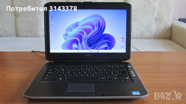 14 инча Dell с Intel i5,8 GB DDR3 лаптоп