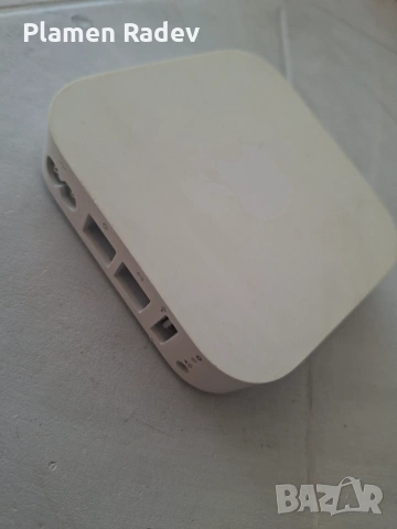 Apple AirPort Express Base Station компактен безжичен рутер