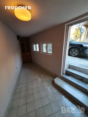 дава помещение под наем в супер център Бургас , снимка 3 - Офиси - 55318526