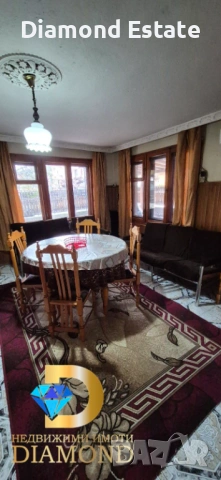 Триетажна къща в град Харманли, снимка 3 - Къщи - 53956899