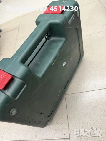 Bosch UniversalImpact 800 – 800W Ударна бормашина с куфар , снимка 2 - Бормашини - 55526288