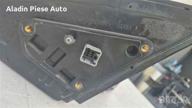 Десно огледало Kia Ceed година 2006 2007 2008 2009 , снимка 4 - Аксесоари и консумативи - 55014749