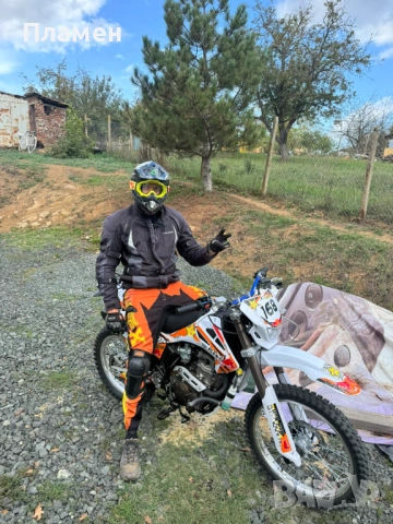 Ендуро 250cc Zongshen • НА 300 км • Като нов • Стартер+Кик • Топ състояние, снимка 7 - Мотоциклети и мототехника - 54145002