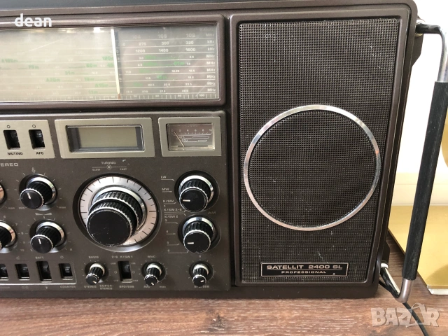 Grundig Satellit 2400 SL Profesional, снимка 3 - Радиокасетофони, транзистори - 55003512