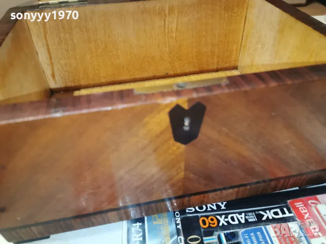 КРАСИВА КУТИЯ ОТ ФРАНЦИЯ 0208261952L4, снимка 16 - Антикварни и старинни предмети - 55512732