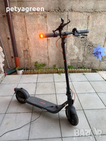 Електрическа тротинетка Ninebot F2 Plus , снимка 2 - Други спортове - 54314182
