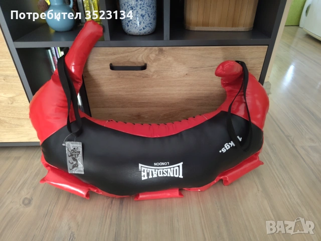 Чисто нова Българска торба за фитнес тренировка  Lonsdale - Bulgarina Bag