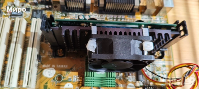 Ретро компютър Chaintech CT-6ESV, Slot1, снимка 6 - Работни компютри - 49548901