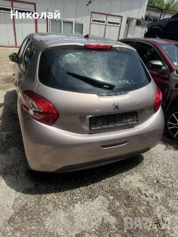 пежо 208 1,4 HDI 92 к.с, снимка 3 - Автомобили и джипове - 55507934