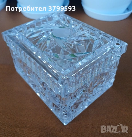 Две кристални кутии за цигари-пепелници, снимка 5 - Декорация за дома - 54667556