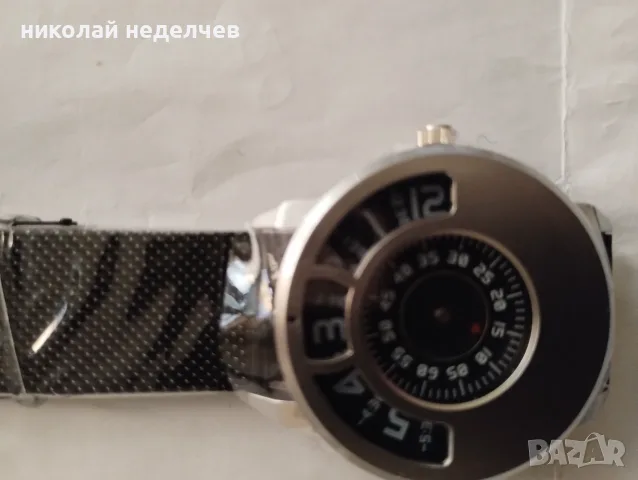 Продавам часовник , снимка 2 - Мъжки - 55644976