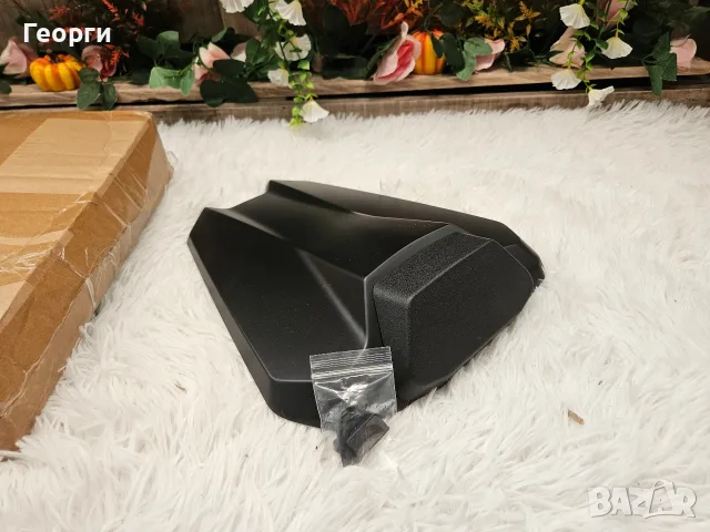 Капак за задна седалка (гърбица) за KTM RC 125 / 200 / 390 (2022-2024)
