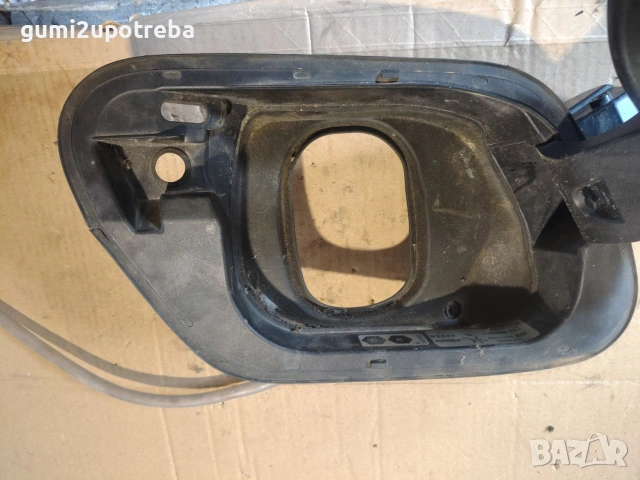 Капак Резервоар Зарядно Гнездо 10A809857C Volkswagen ID.3 E11 pro, снимка 4 - Части - 55188573