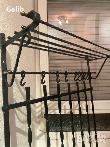 Метална Закачалка от ковано желязо, снимка 4 - Закачалки - 54058282