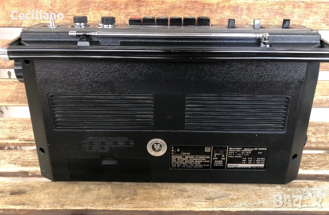 SHARP GF 8080 E-запазен радиокасетофон от 1978г., снимка 9 - Радиокасетофони, транзистори - 54003490