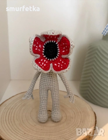 Плетена играчка Демогоргон, снимка 4 - Плюшени играчки - 53206752