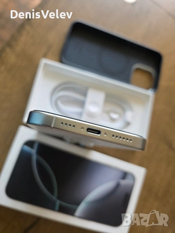iPhone 16 Pro Max White Titanium 256GB Гаранция, снимка 4 - Apple iPhone - 54383946