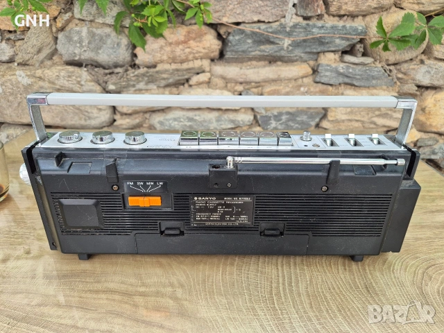 Радиокасетофон Sanyo M7700LE, снимка 6 - Радиокасетофони, транзистори - 55190740