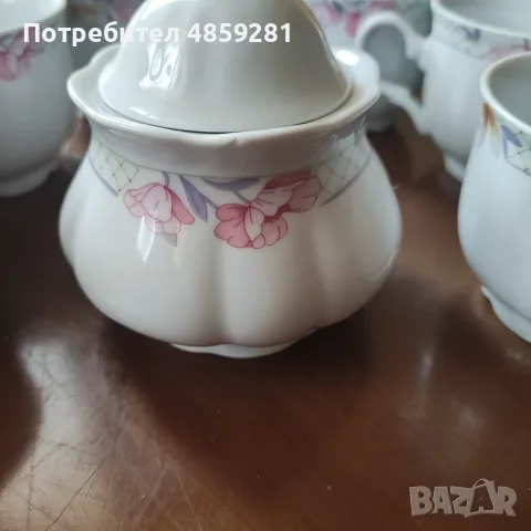 Порцеланов сервиз за чай, снимка 8 - Сервизи - 55438885