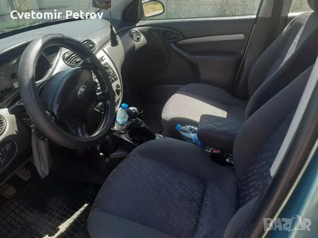 Форд Фокус 1.6 101кс, снимка 9 - Автомобили и джипове - 55538449