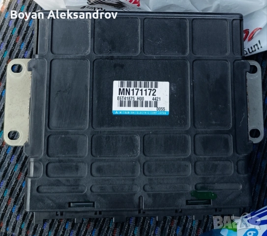Компютър (ECU) за Mitsubishi Grandis 2.4 aвтомат (парт номер MN17117 2)