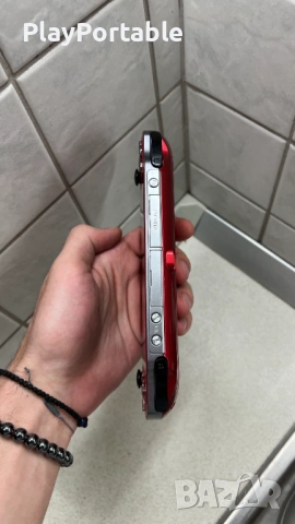 Modded PS Vita PCH-1100 Cosmic Red 128GB/256GB 150+/250+ games, снимка 12 - PlayStation конзоли - 54193540