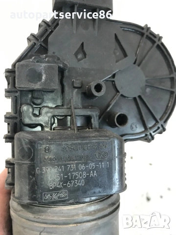 Мотор за предни чистачки за Ford Focus 1.8 Tdci  (2006) 0390241731 / 4M51-17508-Aa, снимка 3 - Части - 55071089