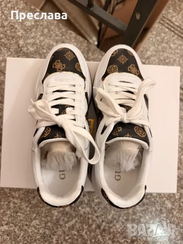 Високи дамски сникърси Guess, снимка 2 - Маратонки - 55546265