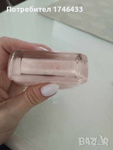 Irresistible Givenchy Rose velvet , снимка 3 - Дамски парфюми - 54729978