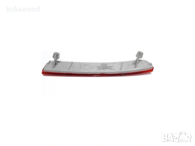 Рефлектор за задна броня на VW Jetta A5, снимка 2 - Части - 54106582