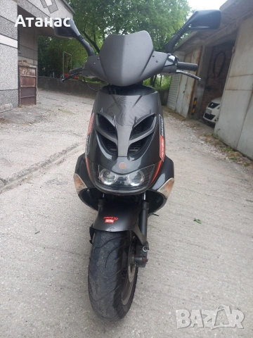 Aprilia SR 50 , снимка 2 - Мотоциклети и мототехника - 54585960