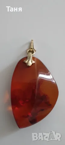 Висулка от кехлибар, снимка 5 - Колиета, медальони, синджири - 55620438