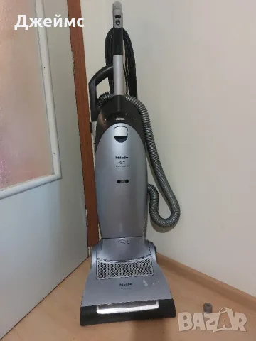 Вертикална прахосмукачка Miele S7 (S7000) HEPA 1800W – Немско качество , снимка 3 - Прахосмукачки - 55357569