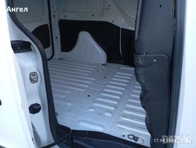 Продавам Пежо Партнер , снимка 11 - Автомобили и джипове - 54331345