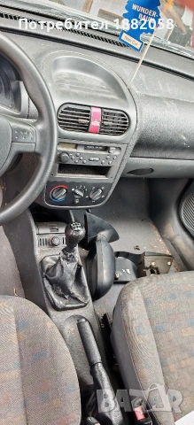 Продавам Opel Corsa 1.7 дизел на части, снимка 8 - Автомобили и джипове - 55185600