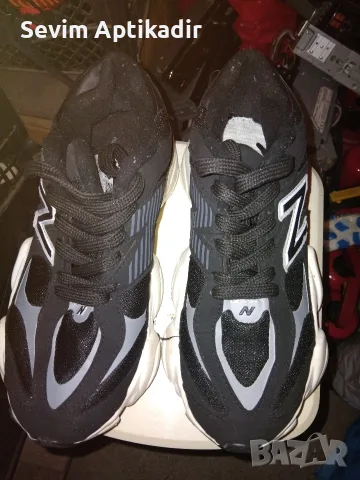 Оргинални обувки New Balance 9060