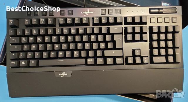 uRage Exodus 900 Механична геймърска клавиатура, red switches, RGB осветление QWERTZ layout, снимка 3 - Клавиатури и мишки - 55070384