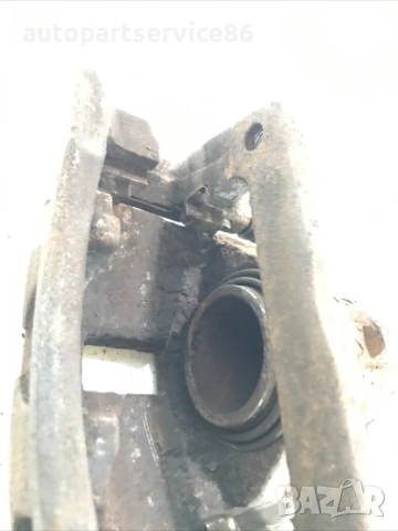 Преден десен спирачен апарат за Honda Civic Mk8 (2006-2011), снимка 3 - Части - 54441344