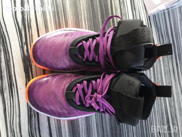 Маратонки JORDAN XXXVI SE G размер 43 8,5UK, снимка 7 - Спортни обувки - 54553299