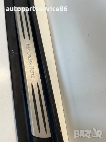 Лайсна на прага предна дясна за Mercedes SLK R171 200K (2005) 1716800235 , снимка 3 - Части - 55185500