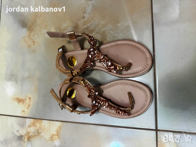 Подарявам - дамски сандали с камъчета Буфало Buffalo номер - 35 стелка - 23см.