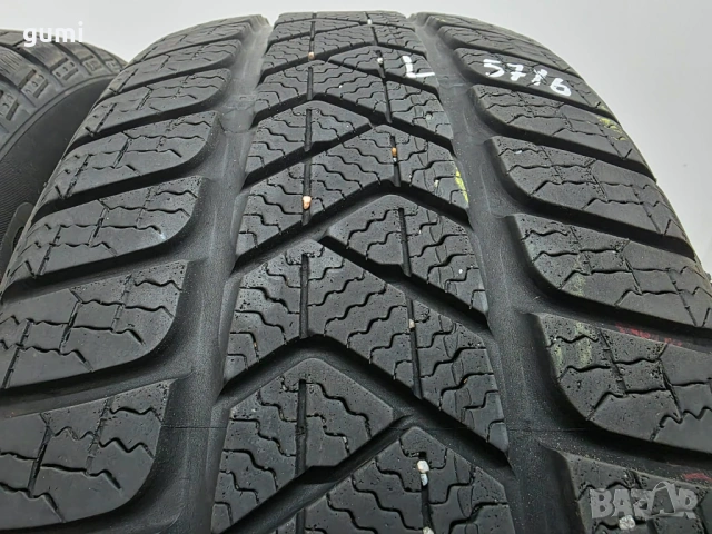 2бр зимни гуми 215/60/16 PIRELLI L05716