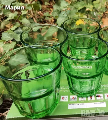 Чаши 6 броя зелено стъкло 