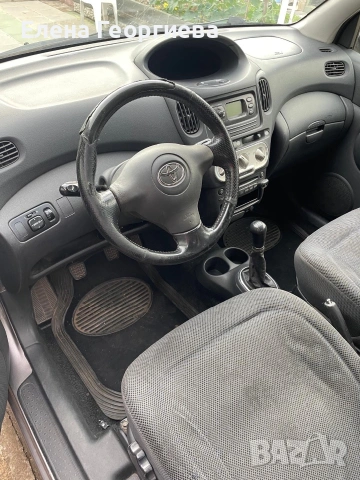 Toyota Yaris verso -1,3 vvti benzin., снимка 6 - Автомобили и джипове - 55011147