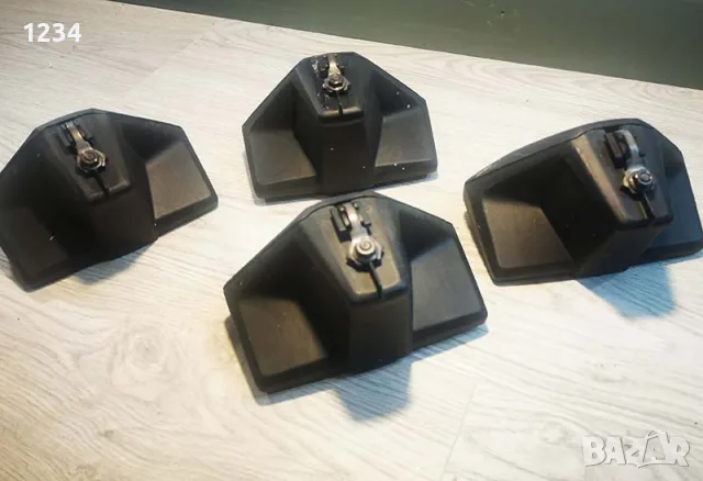 Захвати за напречни греди Thule Evo Clamp 7105 с ключалки, снимка 3 - Аксесоари и консумативи - 55696791