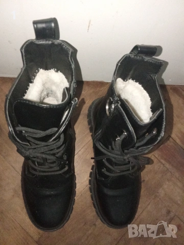 Дамски боти номер 36, снимка 2 - Дамски боти - 54153809