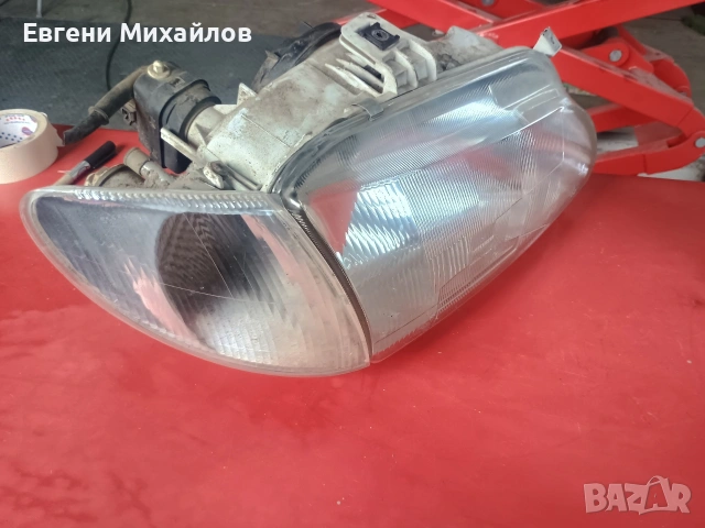 Фар за Рено Меган Сценик , снимка 7 - Части - 55081014