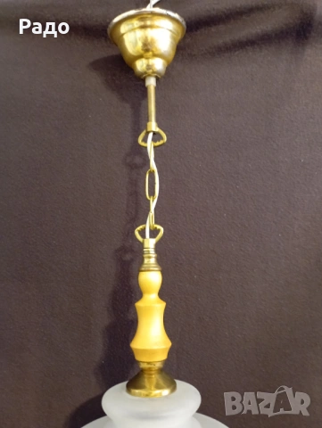 Красив полилей с голям стъклен абажур, снимка 3 - Полилеи - 54081198